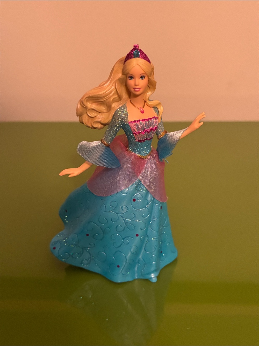 Barbie as Rosella in Barbie as the Island Princess Ornament - Picture 2 of 8